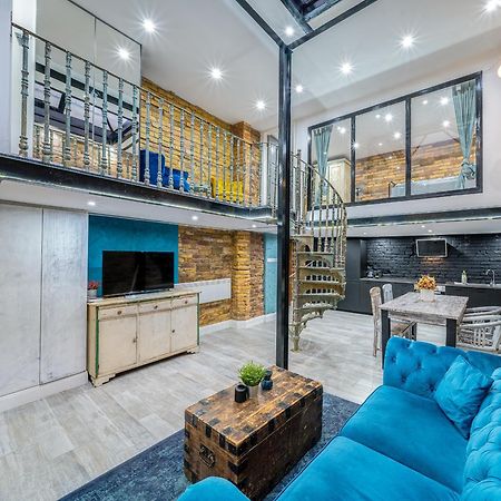 City Center Loft Haven: Modern Elegance บูดาเปสต์ ภายนอก รูปภาพ