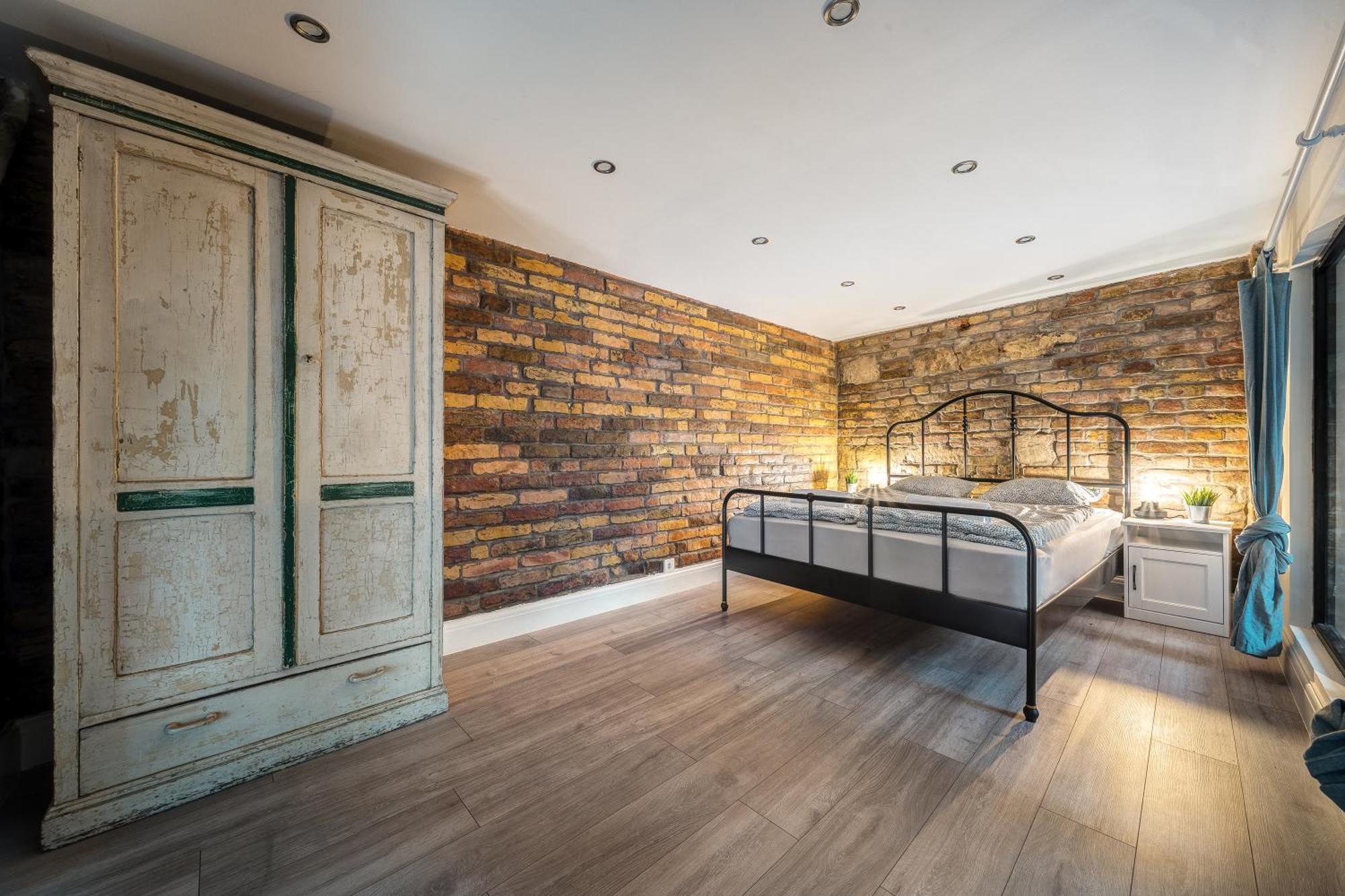City Center Loft Haven: Modern Elegance บูดาเปสต์ ภายนอก รูปภาพ